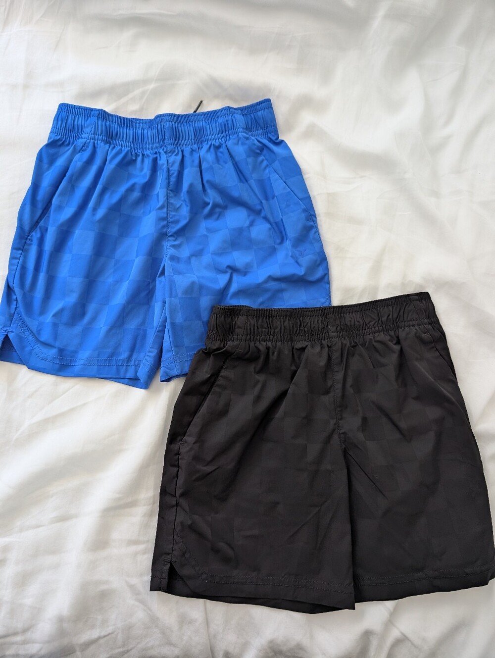 NWOT Old Navy Boys Soccer Athletic Shorts, Blue Black, Size Small